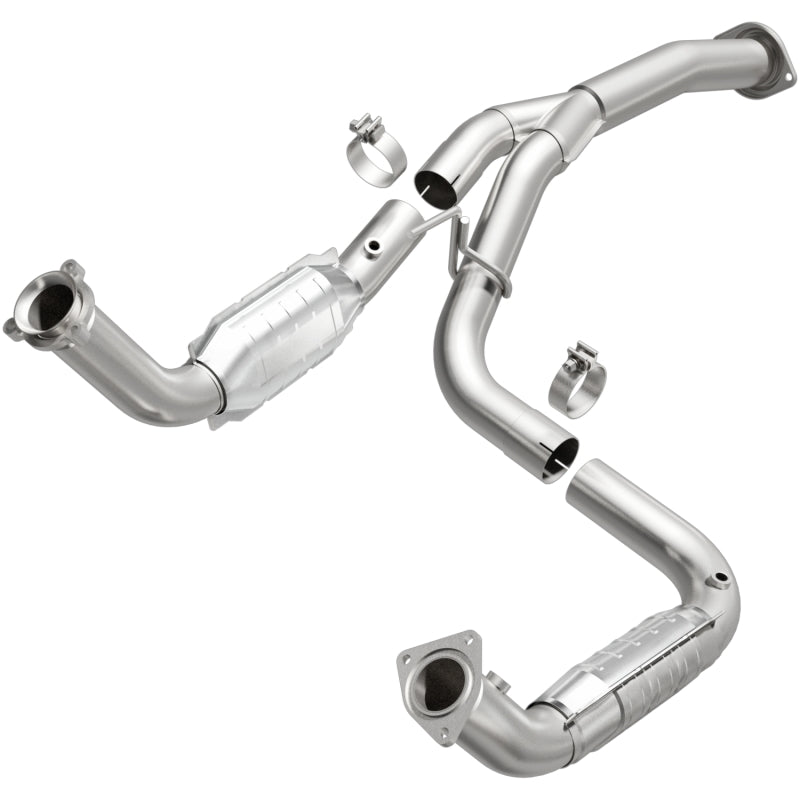 Magnaflow, MagnaFlow Conv Direct Fit 11-16 Chevrolet Silverado 2500HD/3500HD / GMC Sierra 2500HD/3500HD